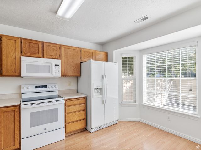 992 N INDEPENDENCE AVE, Provo, UT 84604