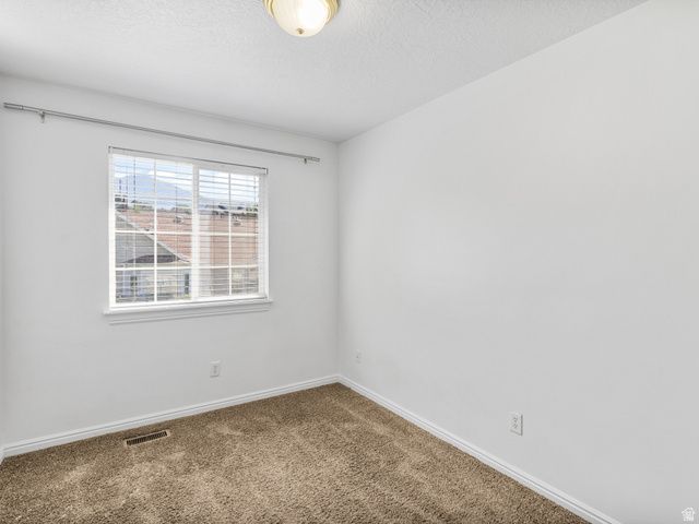 992 N INDEPENDENCE AVE, Provo, UT 84604