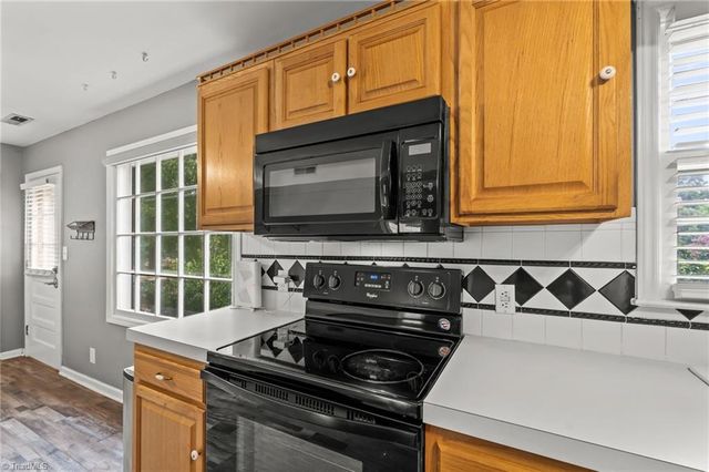 2150 Storm Canyon Road, Winston-salem, NC 27106
