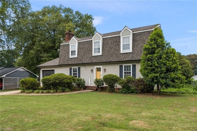 2150 Storm Canyon Road, Winston-salem, NC 27106