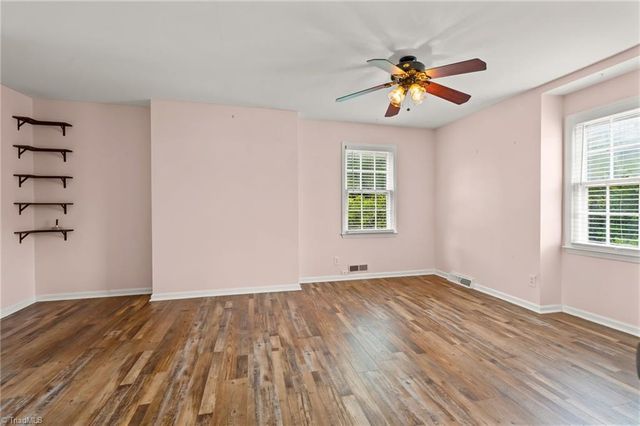 2150 Storm Canyon Road, Winston-salem, NC 27106
