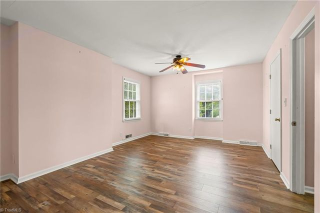 2150 Storm Canyon Road, Winston-salem, NC 27106