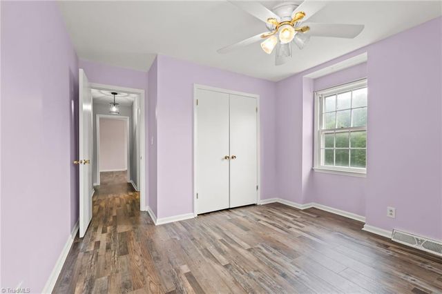 2150 Storm Canyon Road, Winston-salem, NC 27106