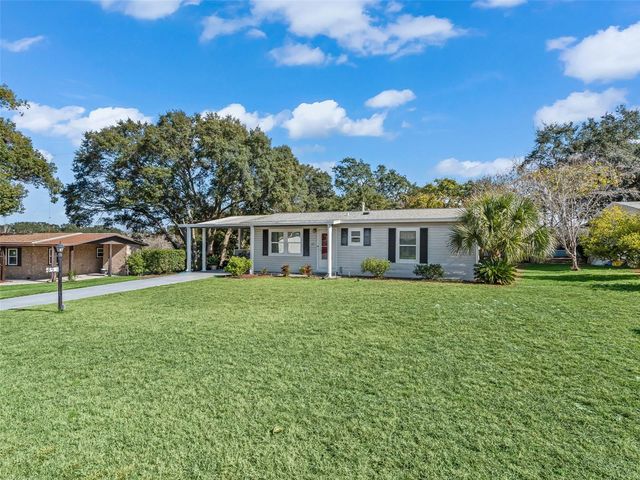 45 ABERDEEN, Leesburg, FL 34788
