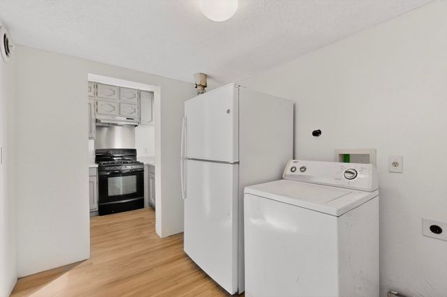 2132 Gun Club Road SW, Albuquerque, NM 87104