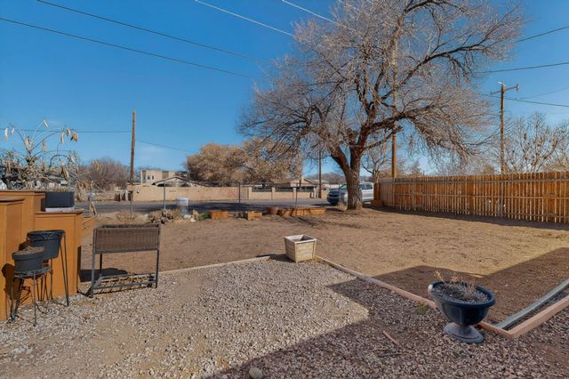 2132 Gun Club Road SW, Albuquerque, NM 87104