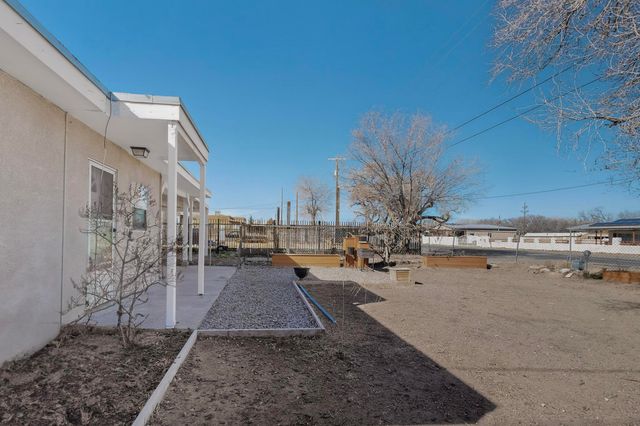 2132 Gun Club Road SW, Albuquerque, NM 87104