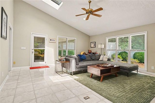 1463 Tributary Court NW, Kennesaw, GA 30144