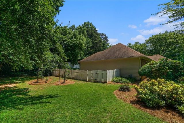 1463 Tributary Court NW, Kennesaw, GA 30144