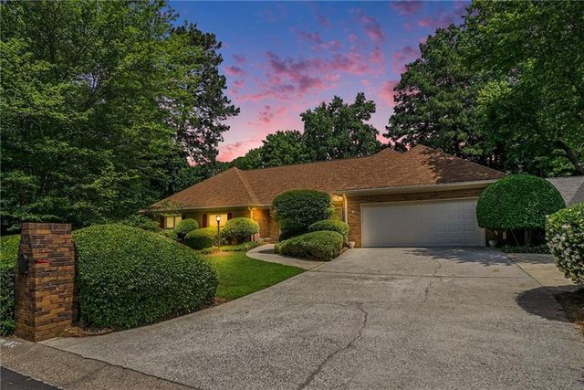 1463 Tributary Court NW, Kennesaw, GA 30144