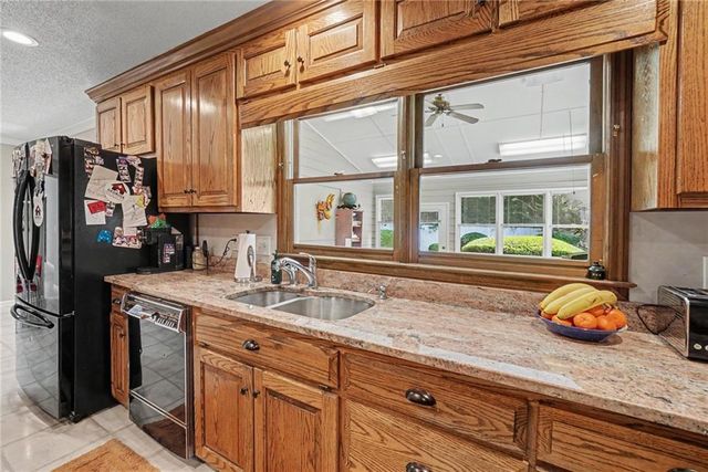 1463 Tributary Court NW, Kennesaw, GA 30144