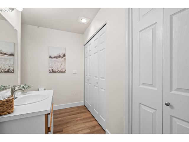 6009 Ne 35TH Cir, Vancouver, WA 98661