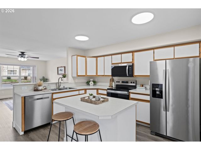 6009 Ne 35TH Cir, Vancouver, WA 98661