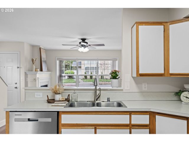 6009 Ne 35TH Cir, Vancouver, WA 98661