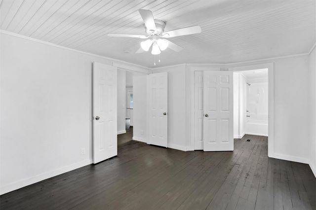 14447 W Lee Shore Drive, Willis, TX 77318