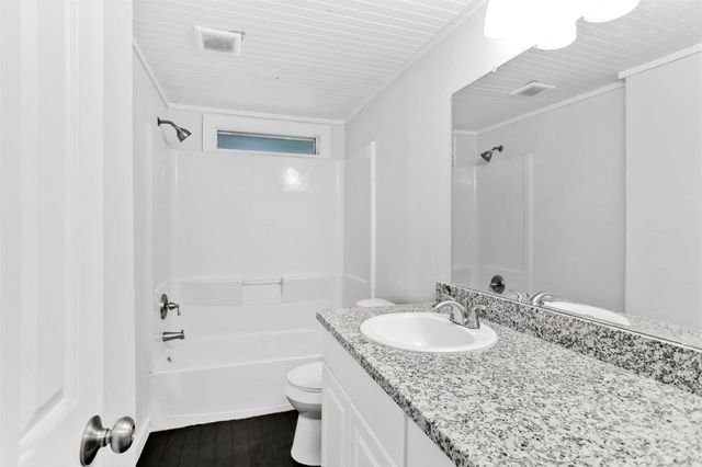 14447 W Lee Shore Drive, Willis, TX 77318