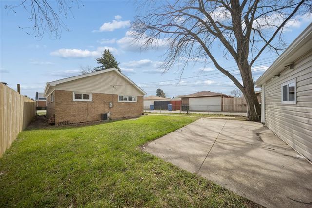 7732 S Springfield Avenue, Chicago, IL 60652