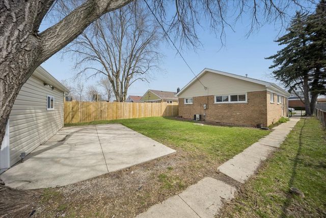 7732 S Springfield Avenue, Chicago, IL 60652