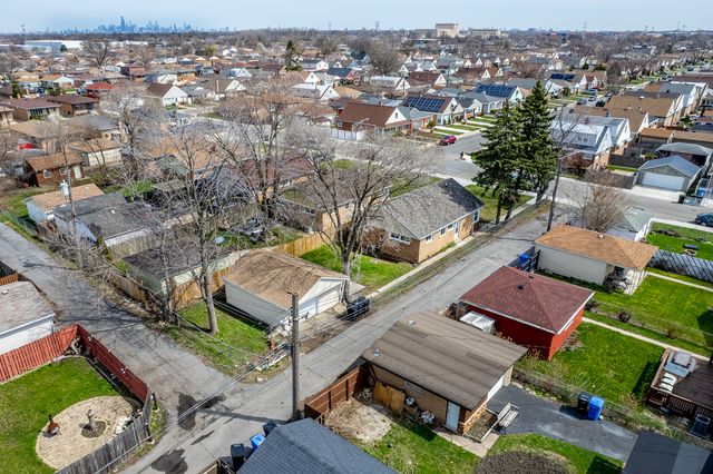 7732 S Springfield Avenue, Chicago, IL 60652