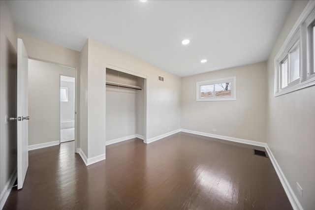 7732 S Springfield Avenue, Chicago, IL 60652