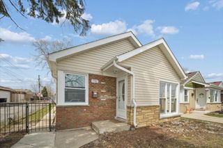 7732 S Springfield Avenue, Chicago, IL 60652