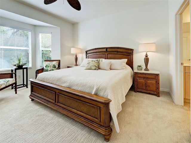 209 RECLINATA CIRCLE, Venice, FL 34292