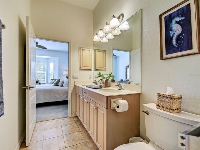 209 RECLINATA CIRCLE, Venice, FL 34292