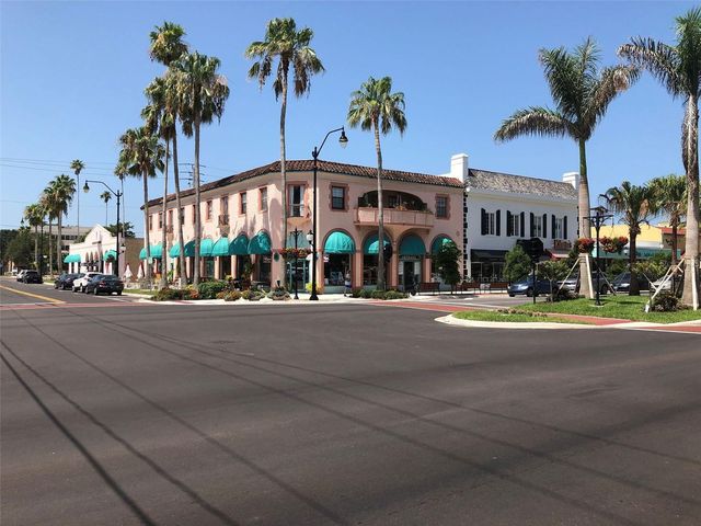 209 RECLINATA CIRCLE, Venice, FL 34292