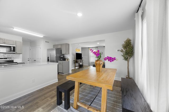 905 Walnut Street, Wilmington, NC 28401