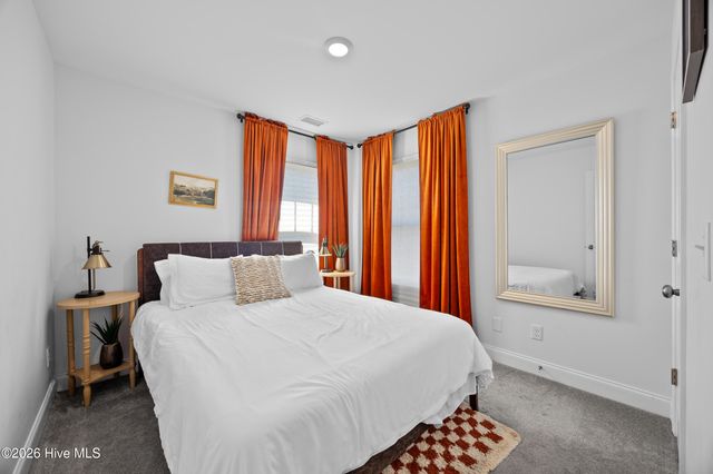 905 Walnut Street, Wilmington, NC 28401