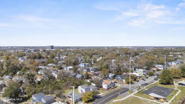 905 Walnut Street, Wilmington, NC 28401