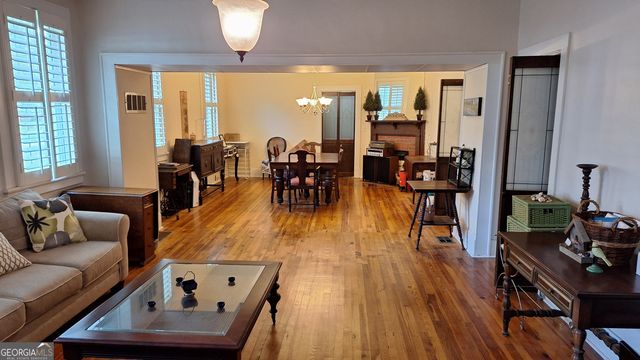 3349 Bloomfield Avenue, Clarkdale, GA 30111