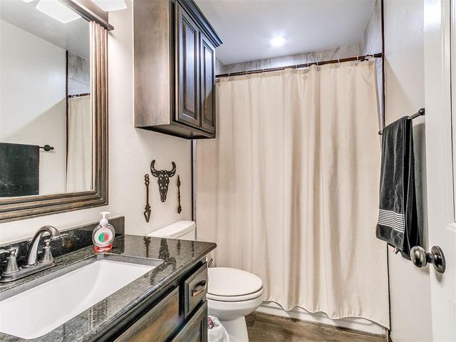 10056 SW 22nd Street, Yukon, OK 73099