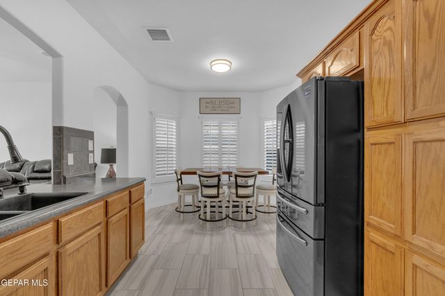 724 PASEO SERENO Drive, El Paso, TX 79928