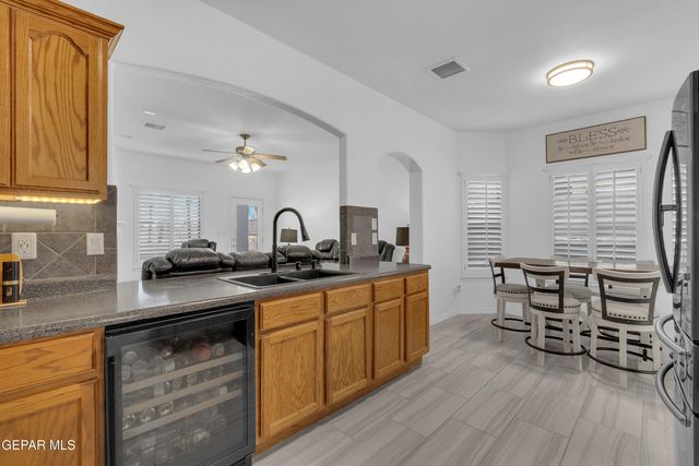 724 PASEO SERENO Drive, El Paso, TX 79928