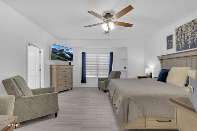 724 PASEO SERENO Drive, El Paso, TX 79928