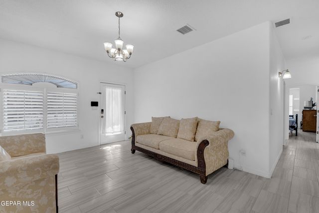 724 PASEO SERENO Drive, El Paso, TX 79928