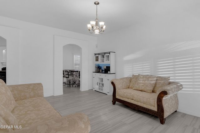 724 PASEO SERENO Drive, El Paso, TX 79928