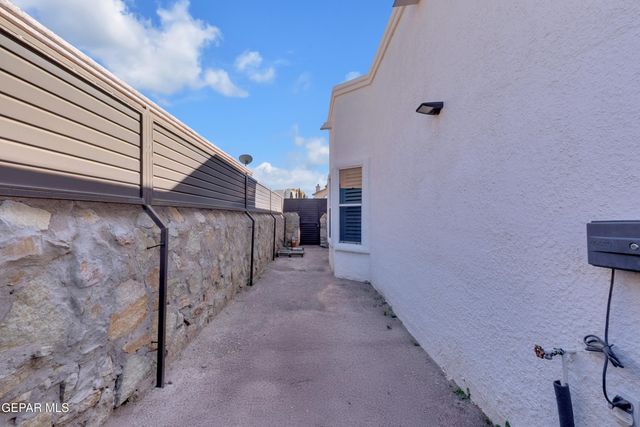 724 PASEO SERENO Drive, El Paso, TX 79928