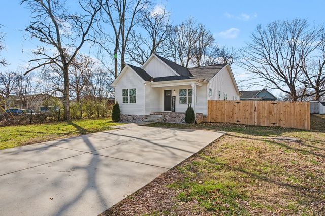 2509 Nunley St, Greenbrier, TN 37073