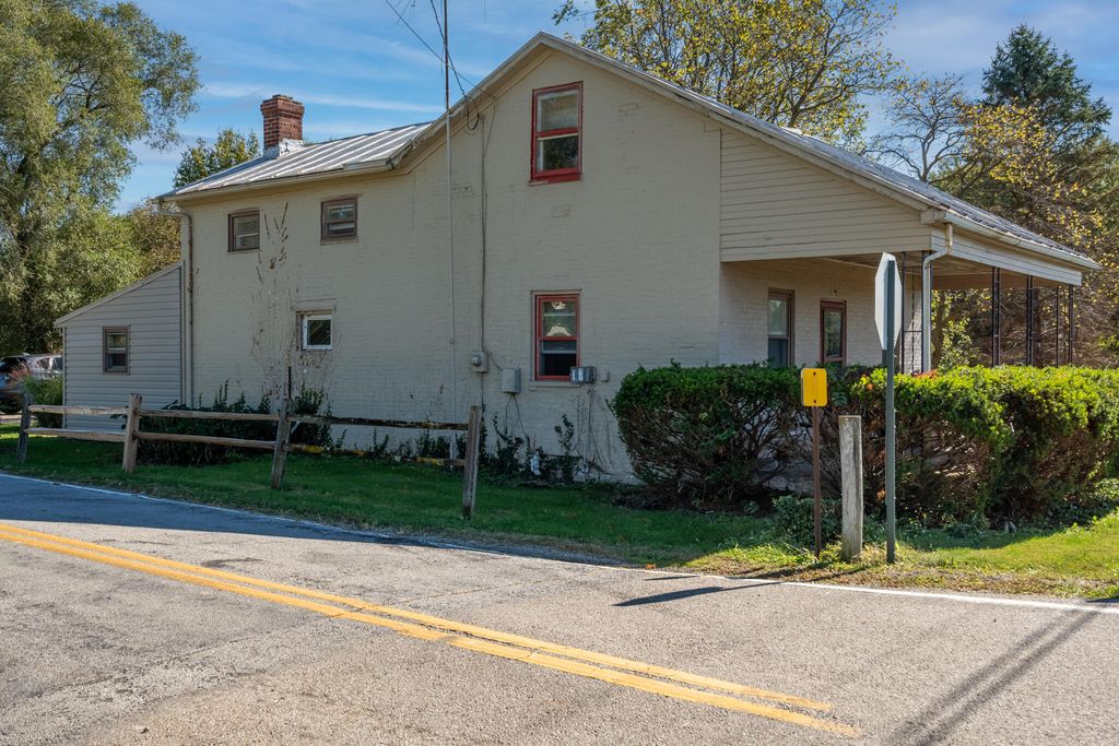 1292 Medway New Carlisle Road 1292 Medway New Carlisle Road, Medway, OH 45341