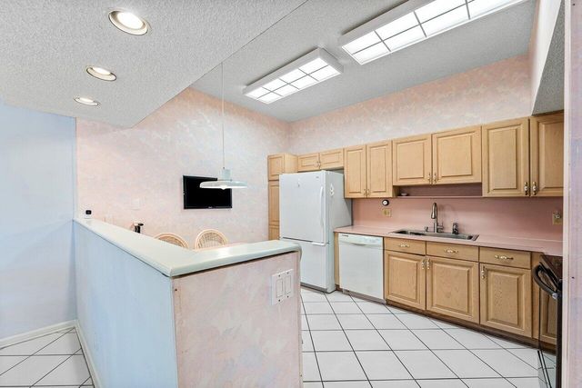 5160 Lake Catalina Drive C, Boca Raton, FL 33496