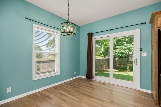 701 SE James Circle, Lee's Summit, MO 64063