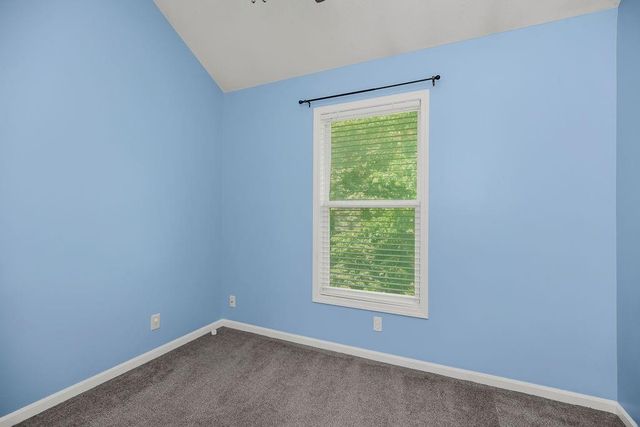 701 SE James Circle, Lee's Summit, MO 64063