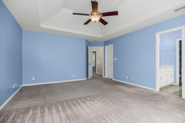 701 SE James Circle, Lee's Summit, MO 64063