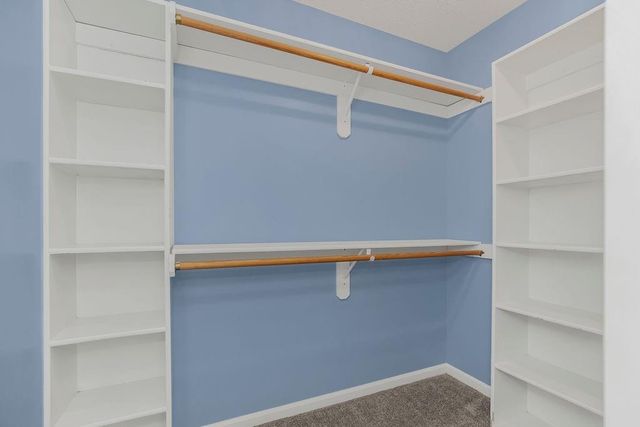 701 SE James Circle, Lee's Summit, MO 64063