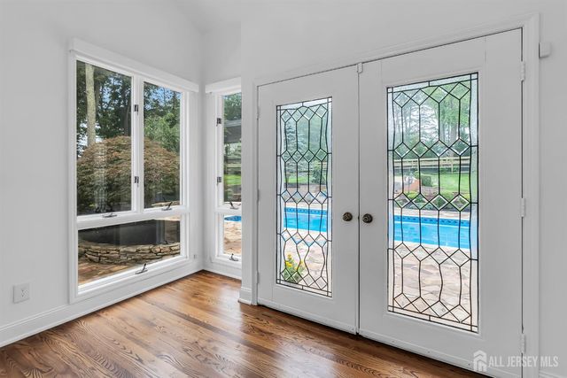 6 Deep Wood Lane, Colts Neck, NJ 07722