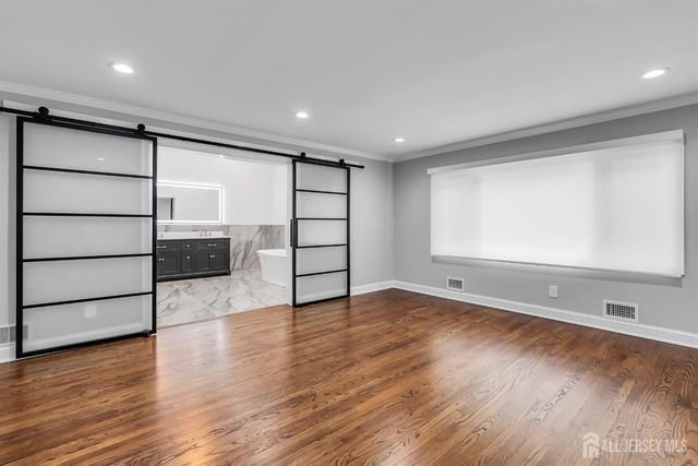 6 Deep Wood Lane, Colts Neck, NJ 07722
