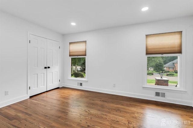 6 Deep Wood Lane, Colts Neck, NJ 07722