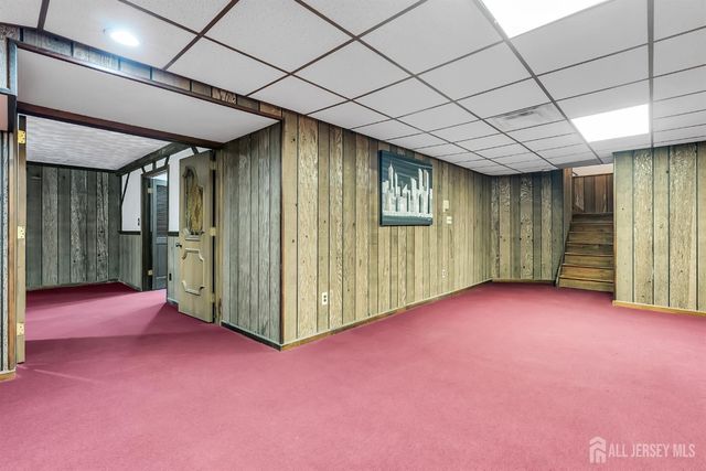 6 Deep Wood Lane, Colts Neck, NJ 07722